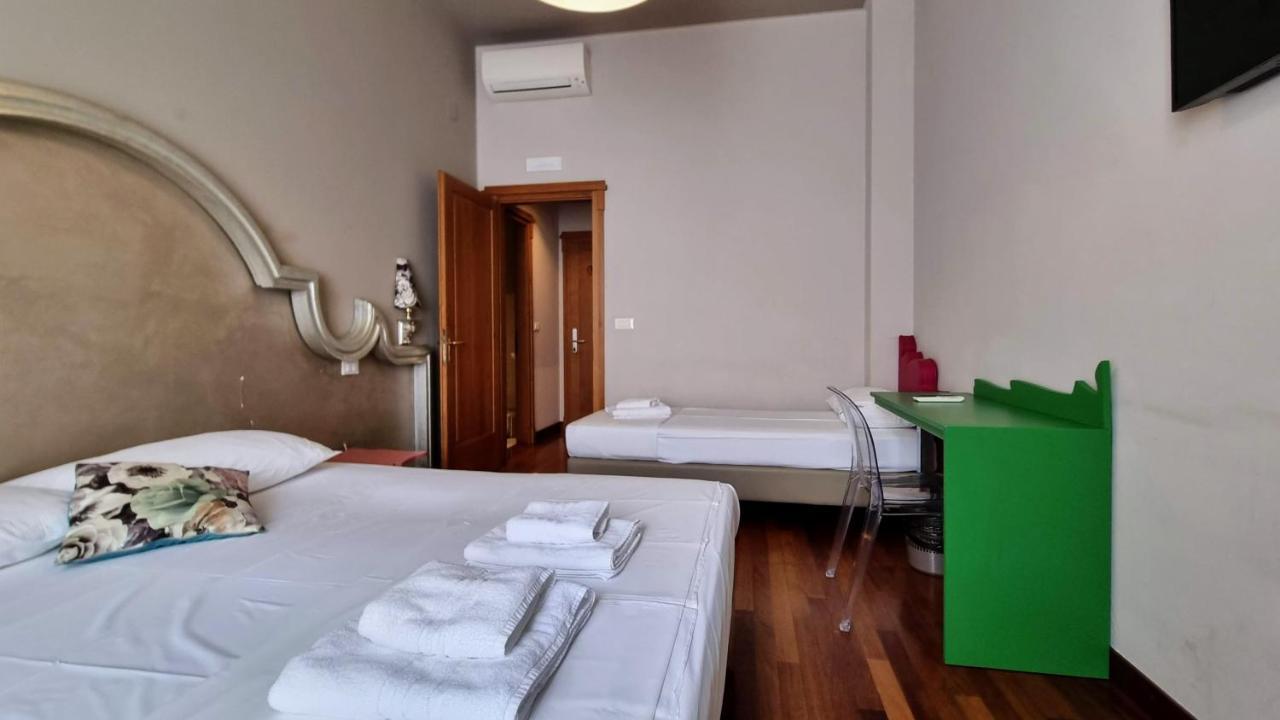 Locanda Al Volo Tommaseo Trieste Bagian luar foto