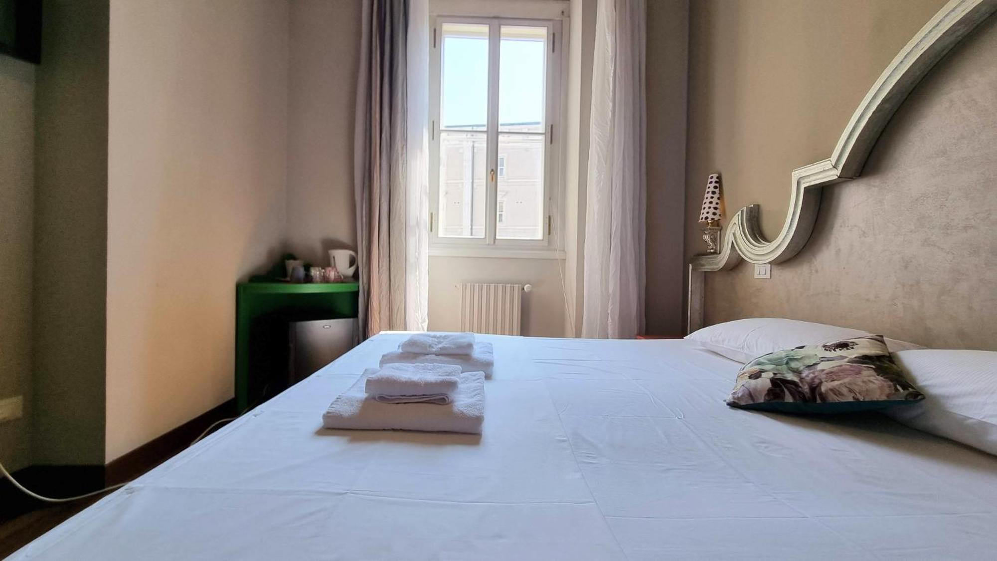 Locanda Al Volo Tommaseo Trieste Bagian luar foto